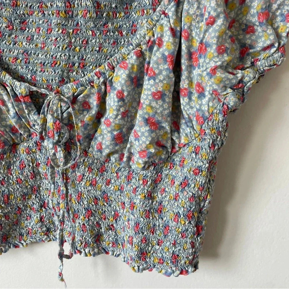 American Eagle Smocked Floral Crop Top- Size L - Picture 5 of 11